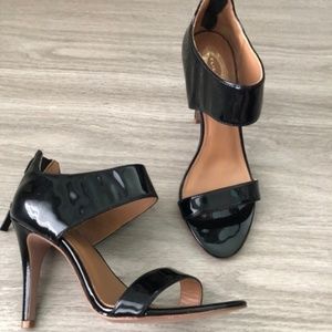 Elie Tahari Heels
